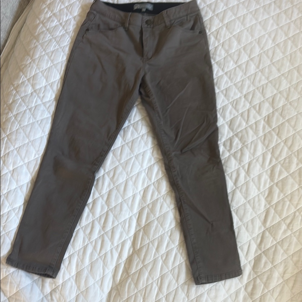 Women’s brown pants